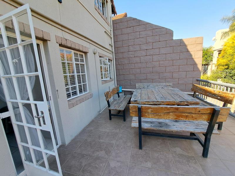To Let 2 Bedroom Property for Rent in Faerie Glen Gauteng