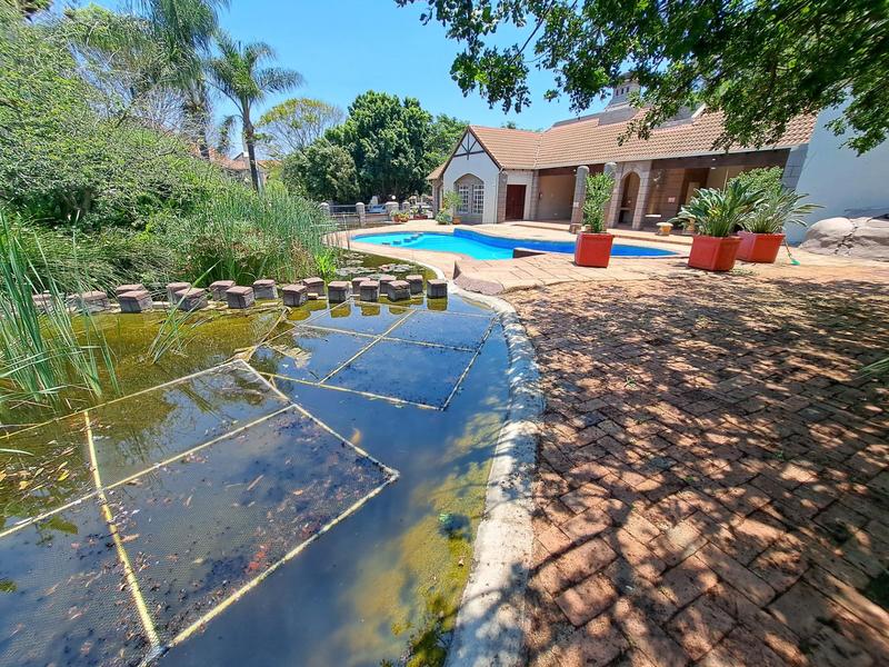 To Let 2 Bedroom Property for Rent in Faerie Glen Gauteng