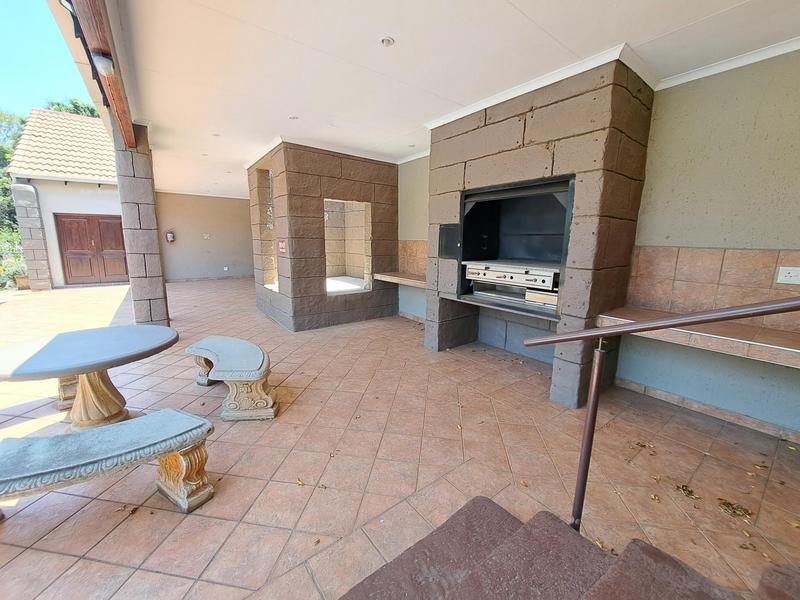To Let 2 Bedroom Property for Rent in Faerie Glen Gauteng