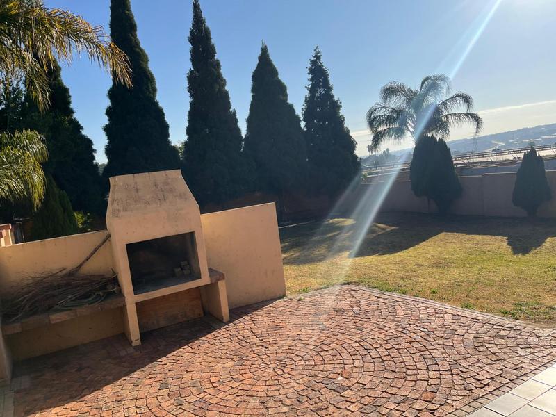 3 Bedroom Property for Sale in Thatchfield Gauteng