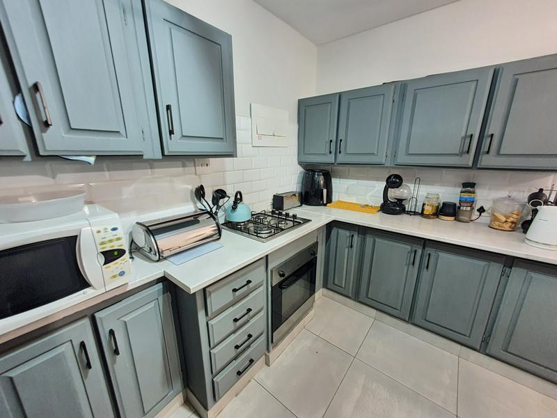 2 Bedroom Property for Sale in Dorandia Gauteng