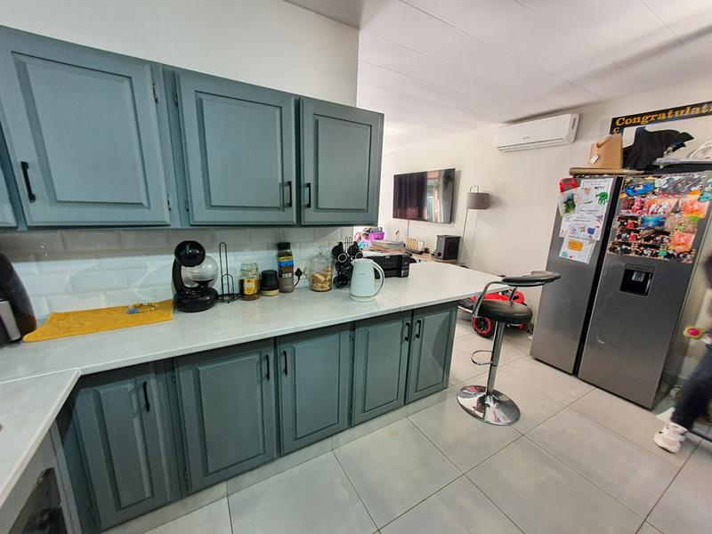 2 Bedroom Property for Sale in Dorandia Gauteng