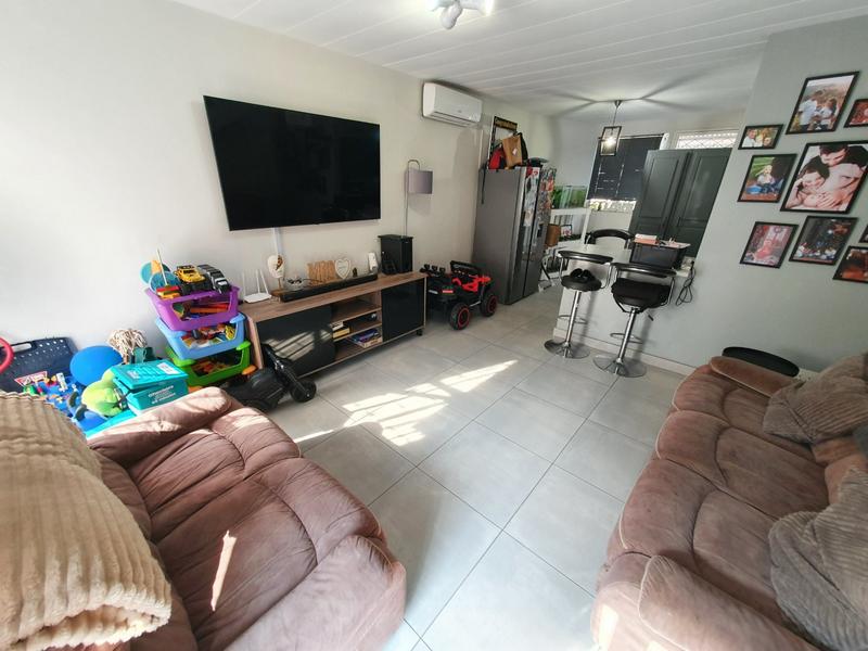 2 Bedroom Property for Sale in Dorandia Gauteng