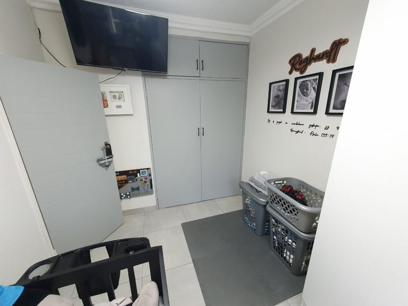 2 Bedroom Property for Sale in Dorandia Gauteng