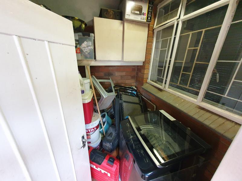 2 Bedroom Property for Sale in Dorandia Gauteng