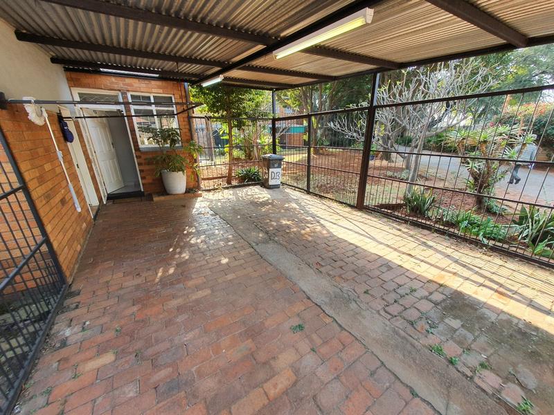 2 Bedroom Property for Sale in Dorandia Gauteng