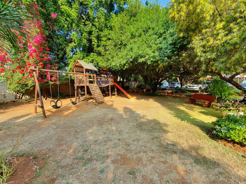 2 Bedroom Property for Sale in Dorandia Gauteng