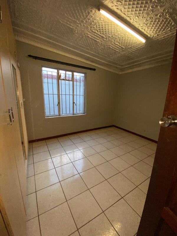To Let 3 Bedroom Property for Rent in Bezuidenhout Valley Gauteng