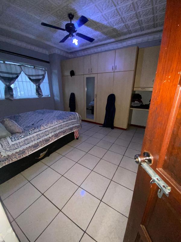 To Let 3 Bedroom Property for Rent in Bezuidenhout Valley Gauteng