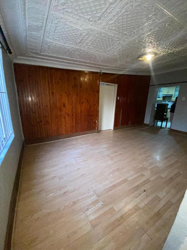 To Let 3 Bedroom Property for Rent in Bezuidenhout Valley Gauteng