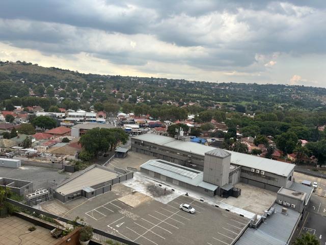To Let 1 Bedroom Property for Rent in Kensington Gauteng