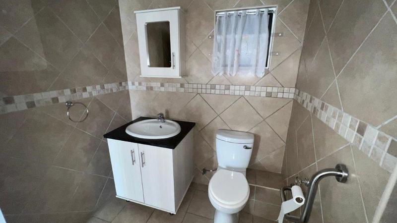 To Let 2 Bedroom Property for Rent in Brentwood Park Gauteng