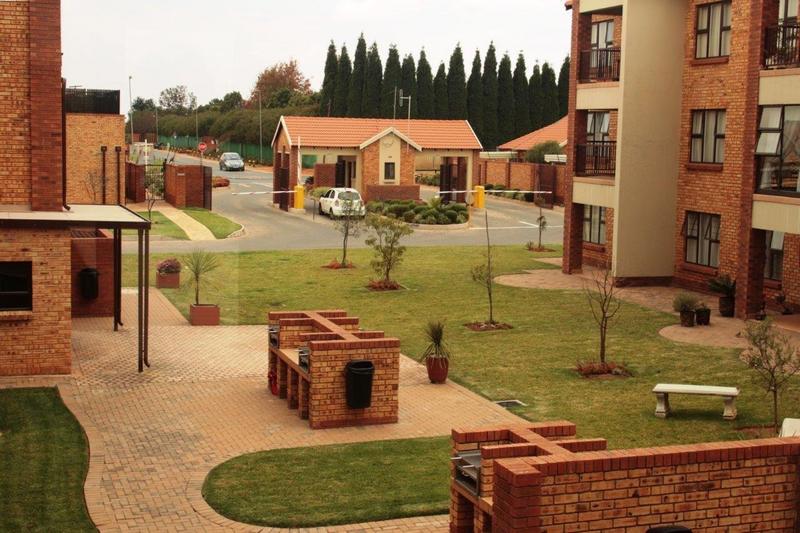 To Let 2 Bedroom Property for Rent in Brentwood Park Gauteng