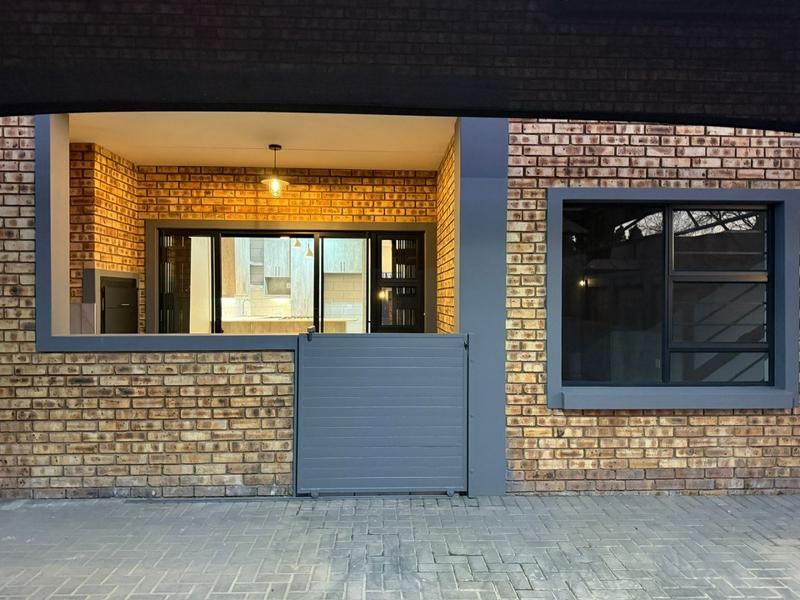 2 Bedroom Property for Sale in Kenmare Gauteng