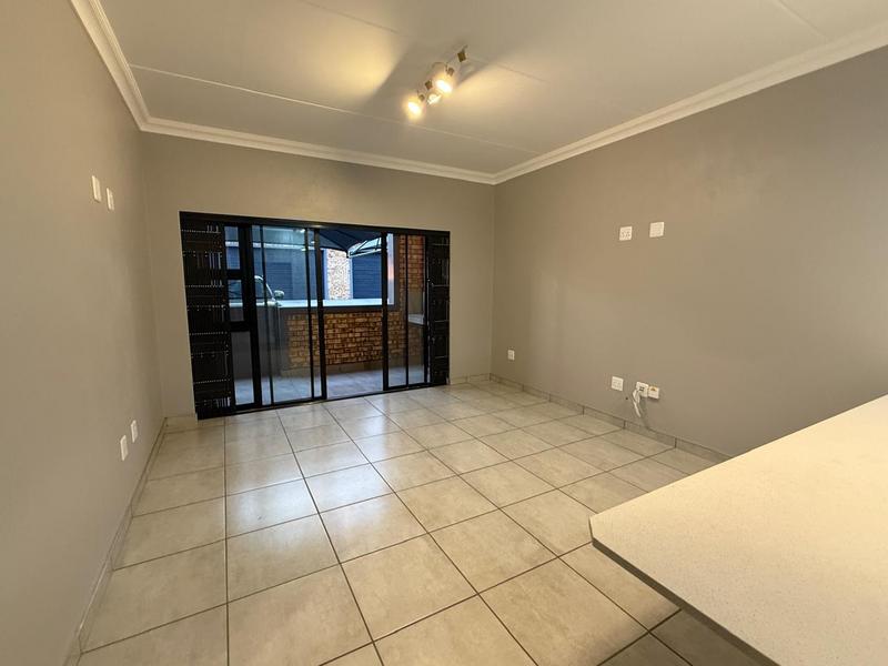 2 Bedroom Property for Sale in Kenmare Gauteng