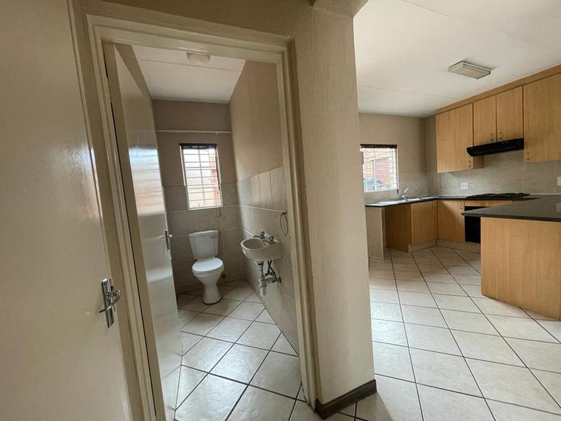 To Let 3 Bedroom Property for Rent in Willowbrook Gauteng