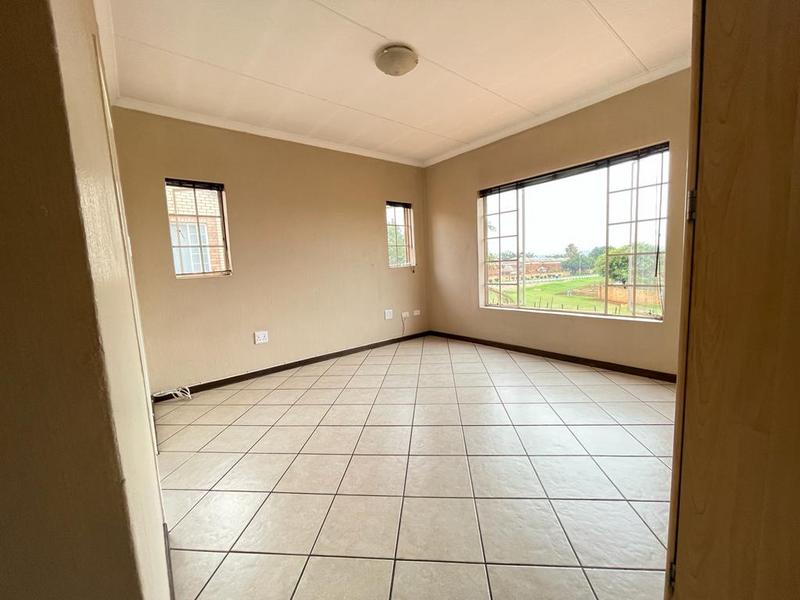 To Let 3 Bedroom Property for Rent in Willowbrook Gauteng