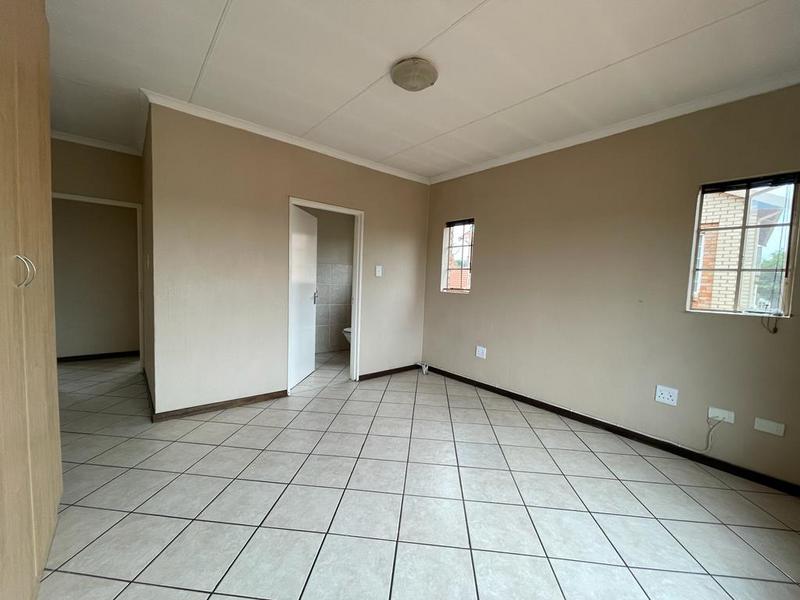 To Let 3 Bedroom Property for Rent in Willowbrook Gauteng
