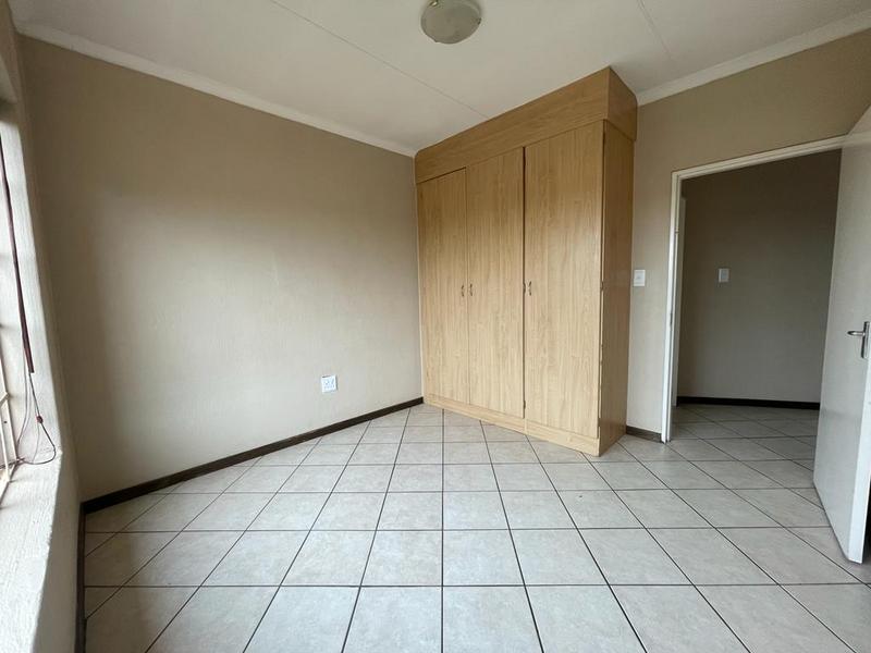 To Let 3 Bedroom Property for Rent in Willowbrook Gauteng