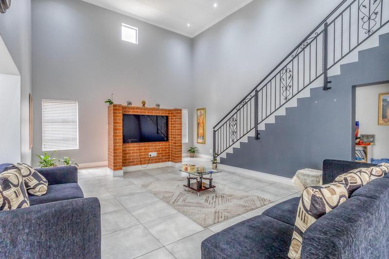 5 Bedroom Property for Sale in Country View Estate Gauteng