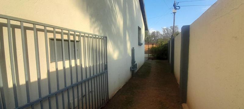 To Let 3 Bedroom Property for Rent in Highveld Gauteng