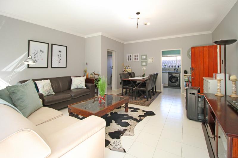 2 Bedroom Property for Sale in Rivonia Gauteng