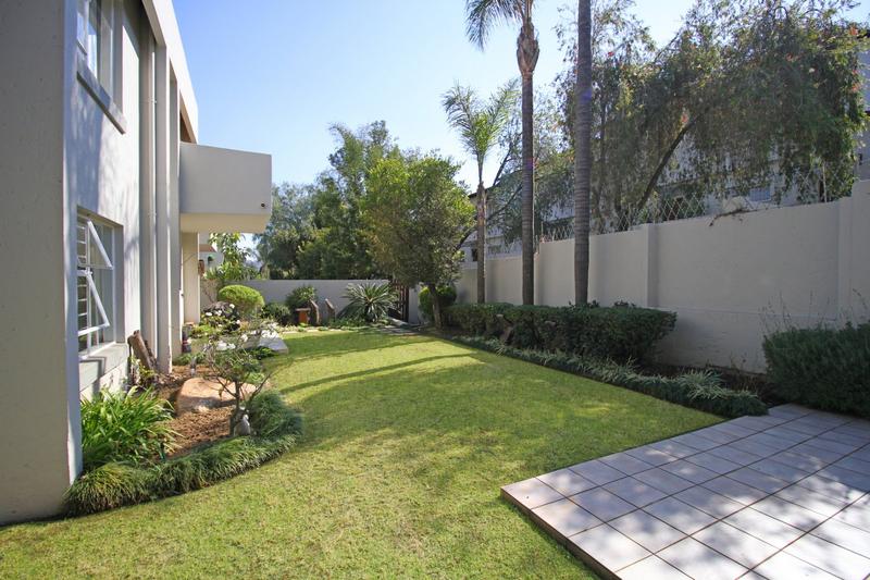 2 Bedroom Property for Sale in Rivonia Gauteng