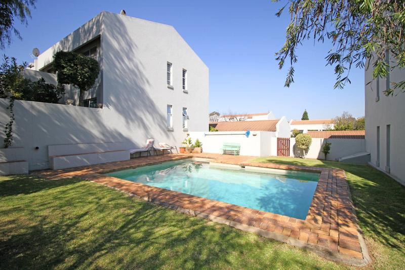 2 Bedroom Property for Sale in Rivonia Gauteng