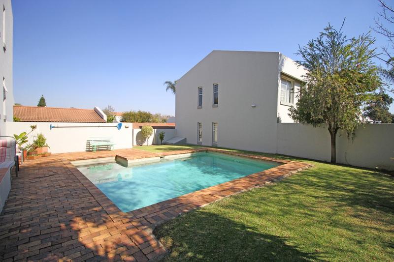 2 Bedroom Property for Sale in Rivonia Gauteng