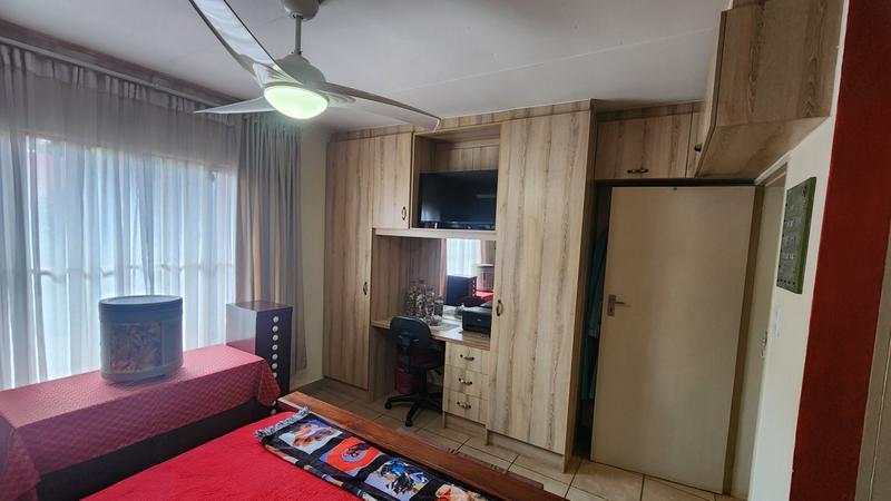 2 Bedroom Property for Sale in Doornpoort Gauteng