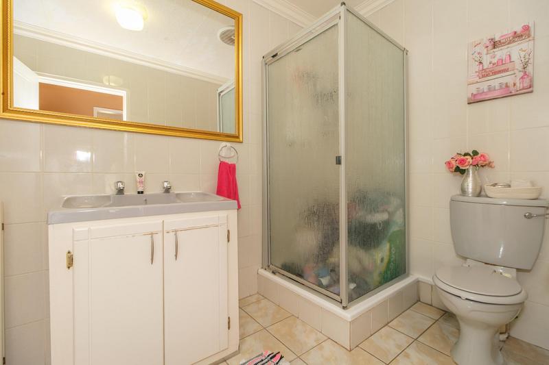 3 Bedroom Property for Sale in Noordheuwel Gauteng