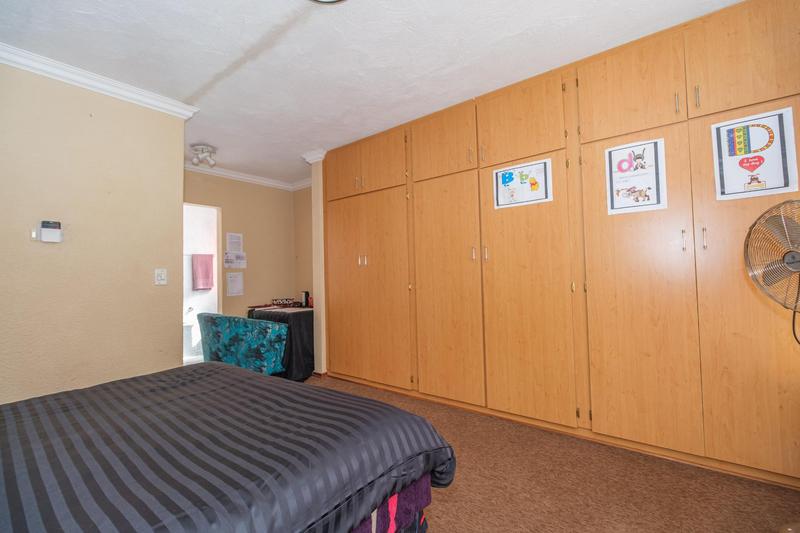 3 Bedroom Property for Sale in Noordheuwel Gauteng