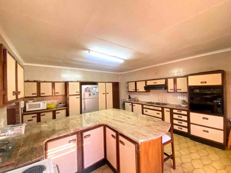 7 Bedroom Property for Sale in Lenasia South Gauteng