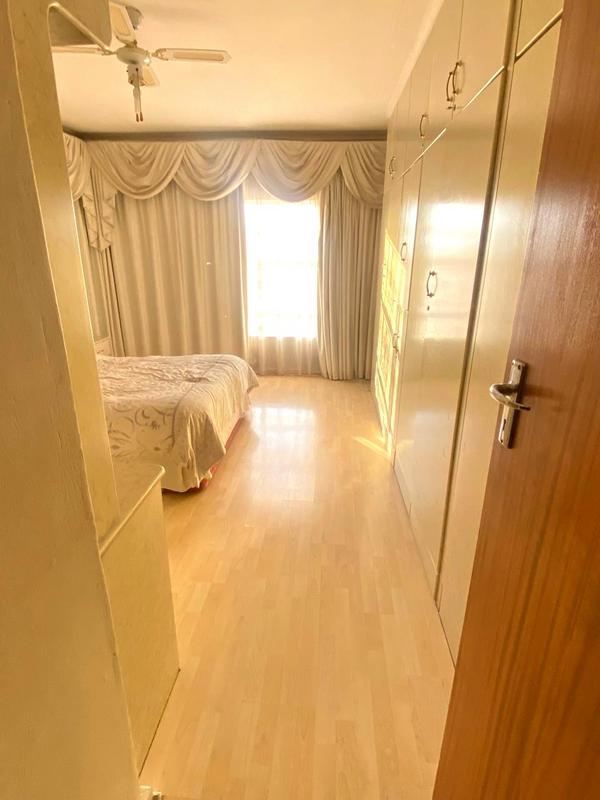 7 Bedroom Property for Sale in Lenasia South Gauteng