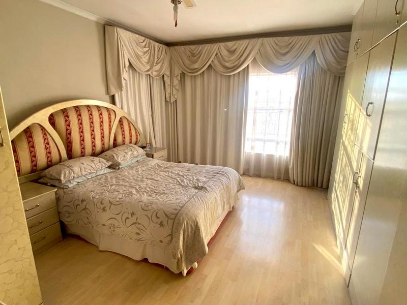 7 Bedroom Property for Sale in Lenasia South Gauteng