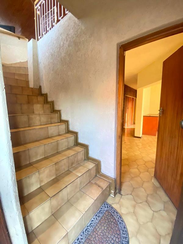 7 Bedroom Property for Sale in Lenasia South Gauteng