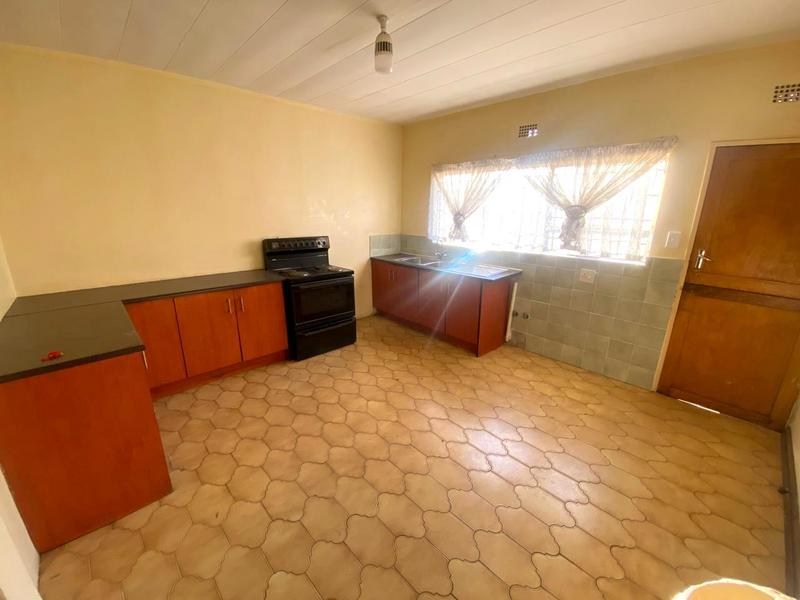 7 Bedroom Property for Sale in Lenasia South Gauteng