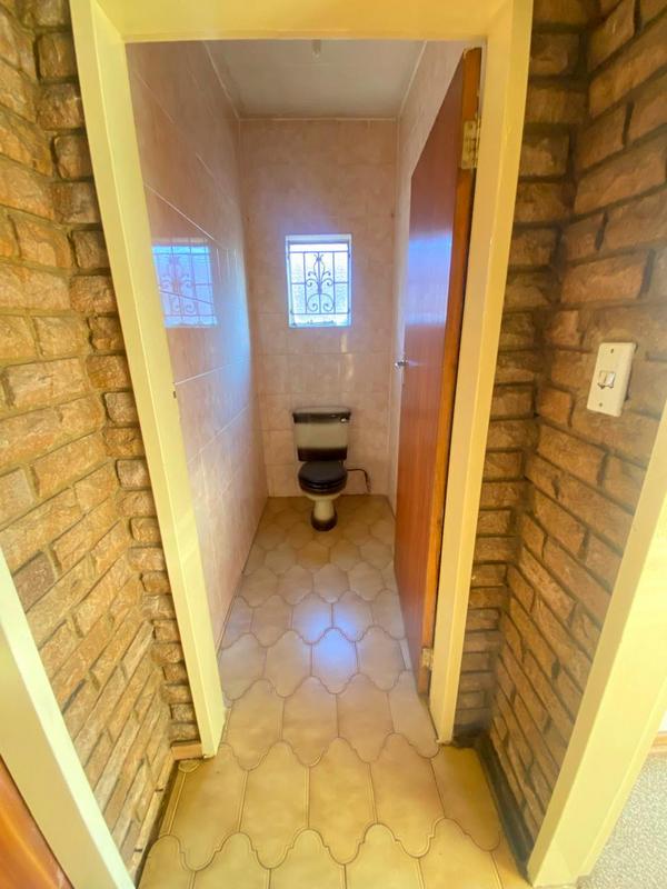 7 Bedroom Property for Sale in Lenasia South Gauteng