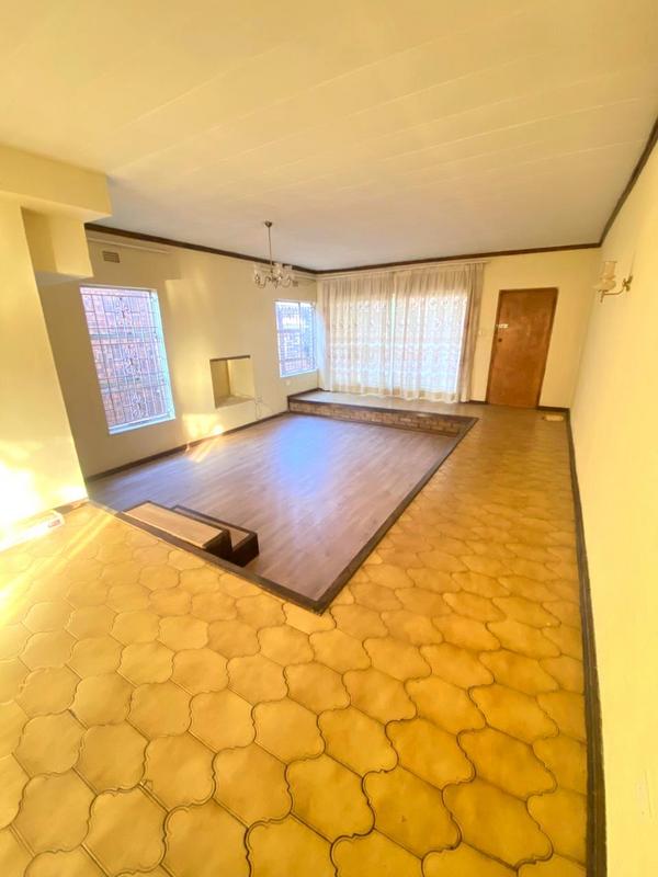 7 Bedroom Property for Sale in Lenasia South Gauteng
