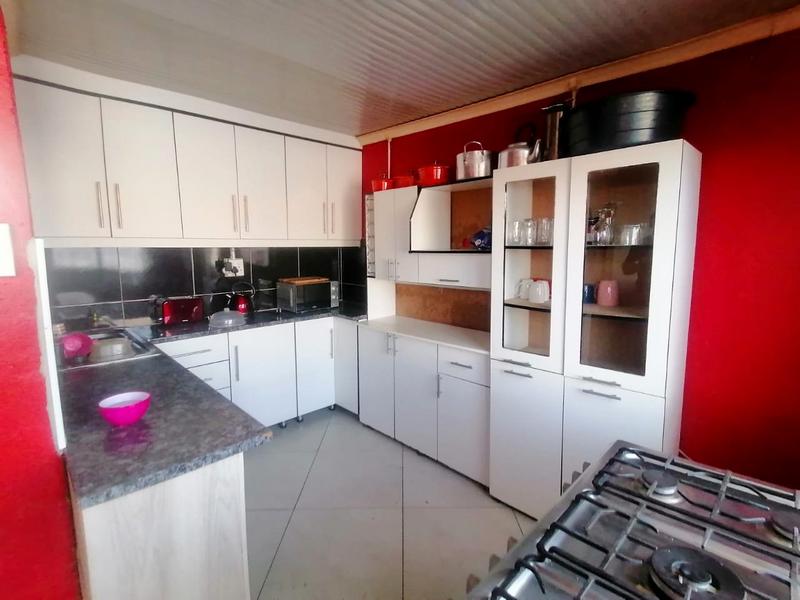 1 Bedroom Property for Sale in Siluma View Gauteng
