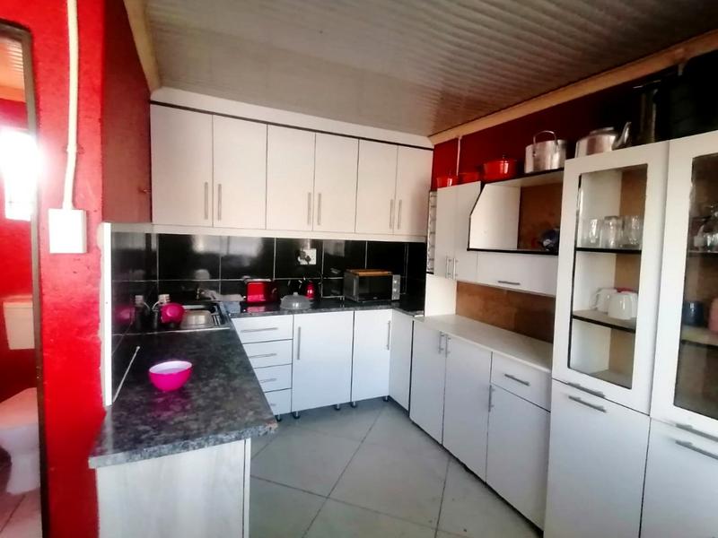 1 Bedroom Property for Sale in Siluma View Gauteng