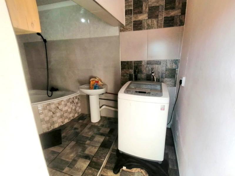 1 Bedroom Property for Sale in Siluma View Gauteng