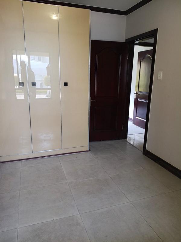To Let 2 Bedroom Property for Rent in Fourways Gauteng