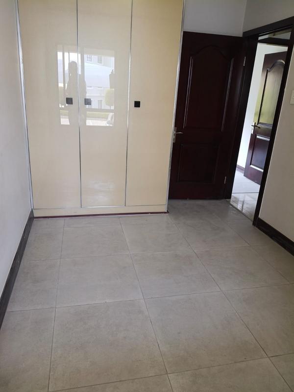 To Let 2 Bedroom Property for Rent in Fourways Gauteng