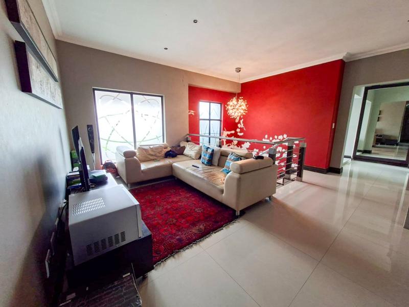 6 Bedroom Property for Sale in Midstream Estate Gauteng