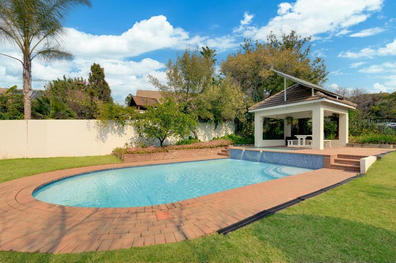 3 Bedroom Property for Sale in Fourways Gardens Gauteng