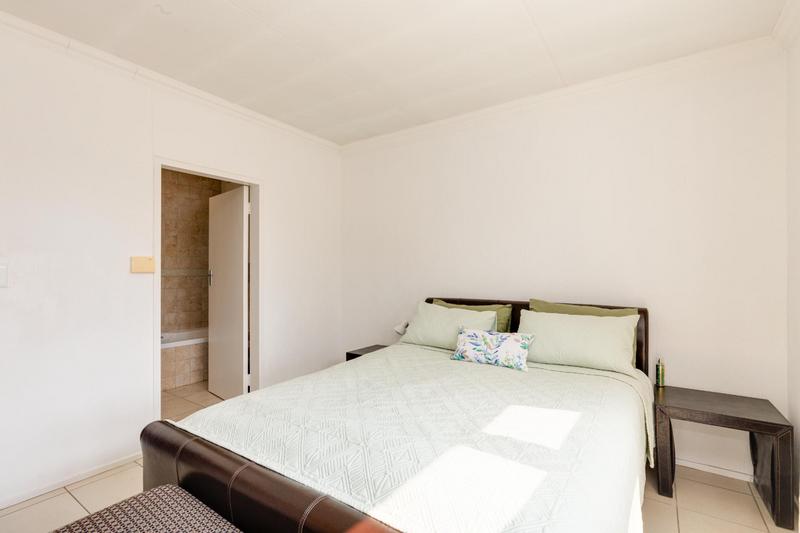 3 Bedroom Property for Sale in Fourways Gardens Gauteng