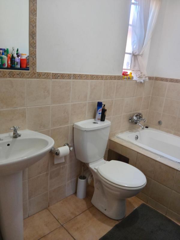 3 Bedroom Property for Sale in Castleview Gauteng