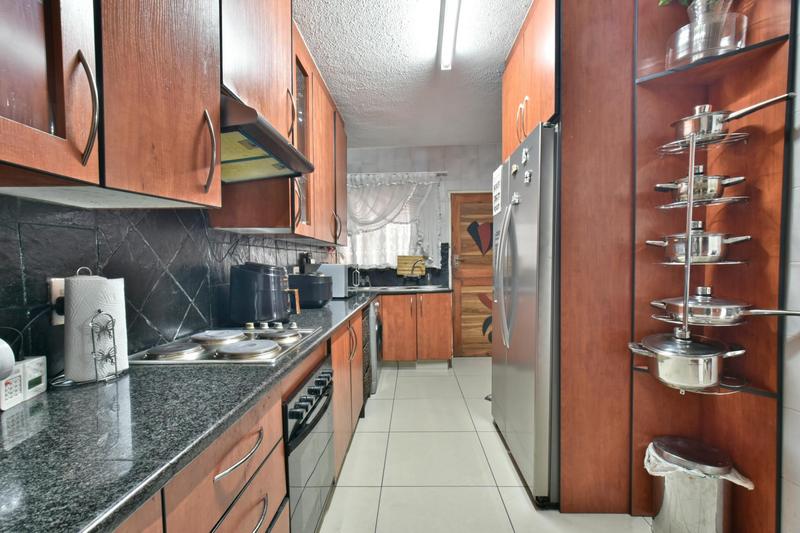 3 Bedroom Property for Sale in La Rochelle Gauteng