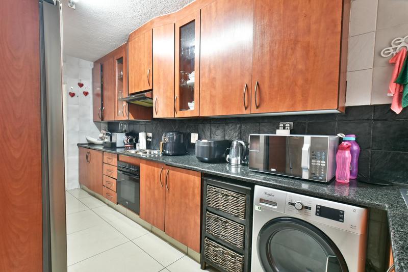 3 Bedroom Property for Sale in La Rochelle Gauteng